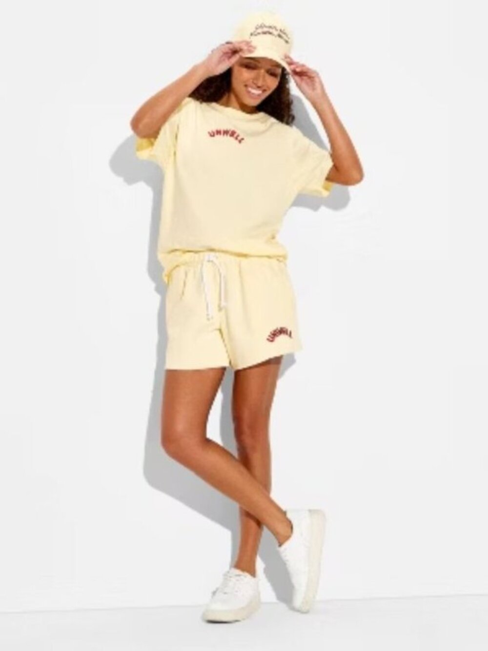 NWOT Women's Unwell Oversized Short Sleeve Graphic T-Shirt Cream XXS